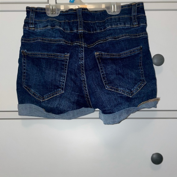 Women’s ardene jean shorts - Picture 2 of 2